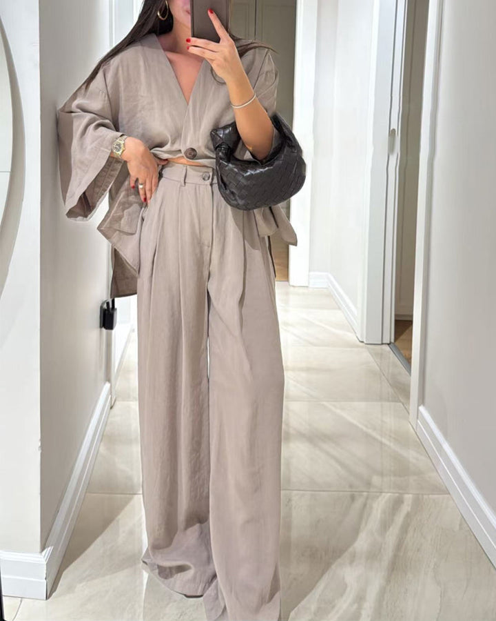 Conjunto de Top y Pantalones Sienna con Escote en V