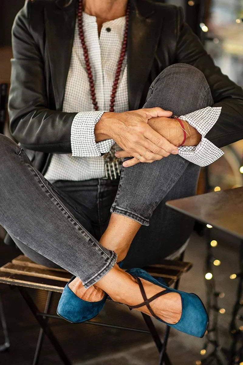 ZAPATOS CON TIRAS CRUZADAS