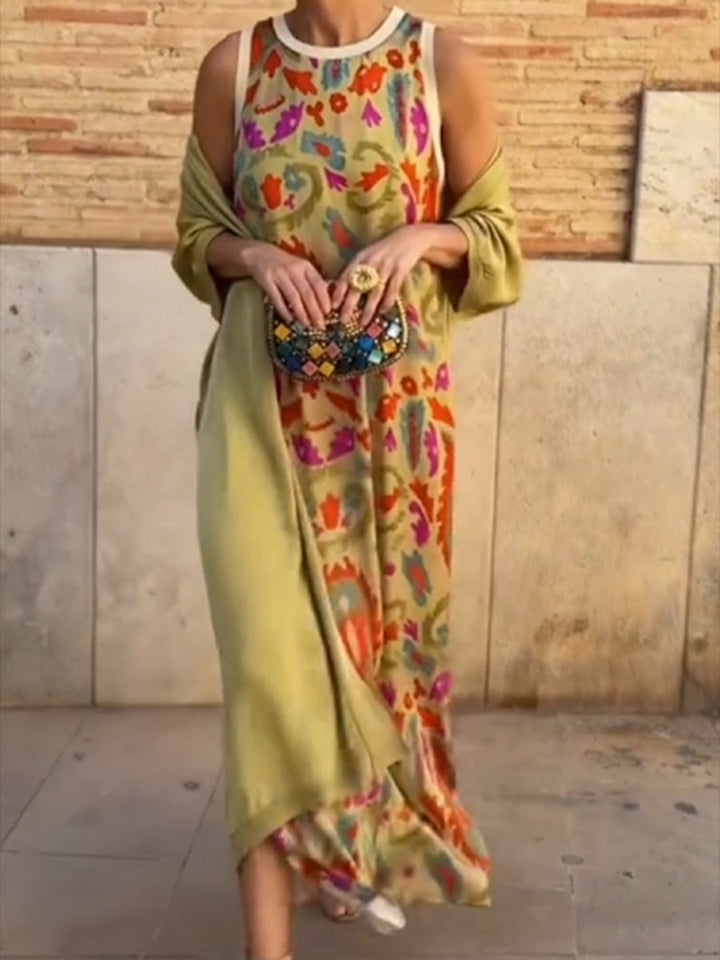 Vestido Celeste con Capa