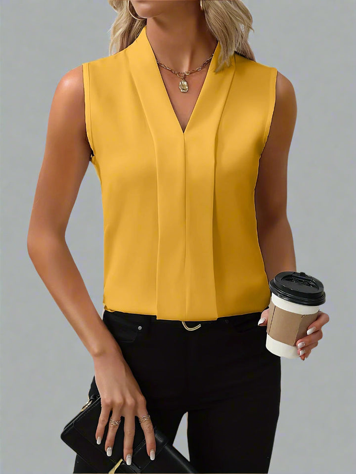 Claire | Blusa sin mangas con cuello en V y pliegues delanteros para mujer