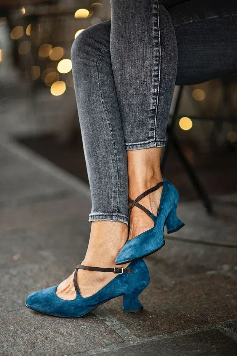 ZAPATOS CON TIRA ENTRELAZADA