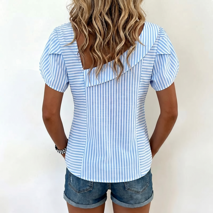 Blusa Rayada Casual — Top Ligero y Fresco con Botones