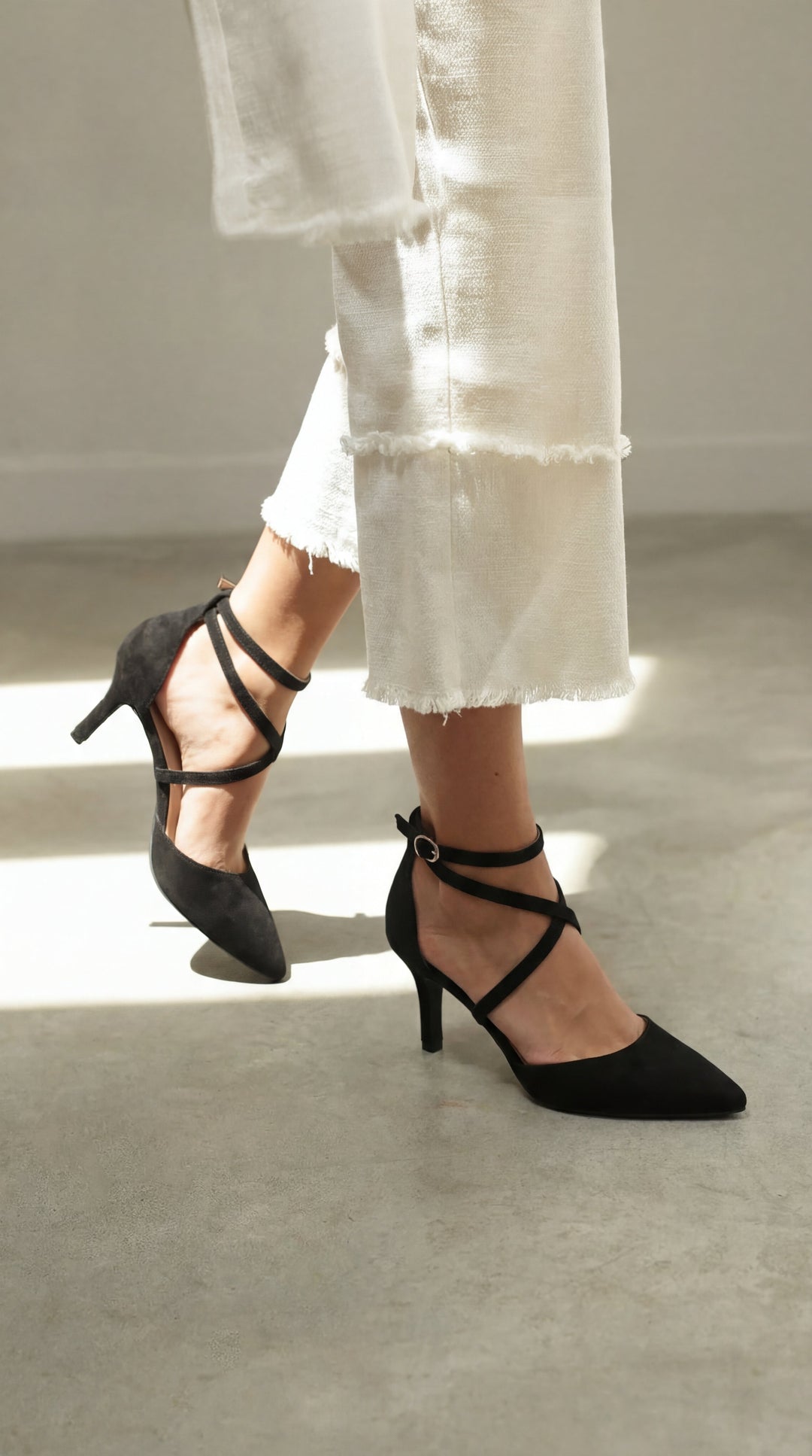 TACONES CON CORREAS