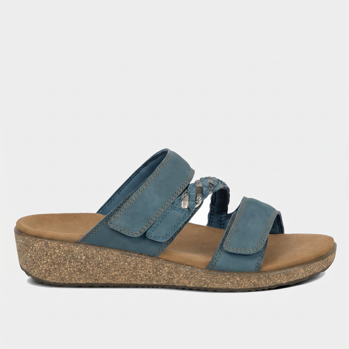 Carrie – Elegancia fresca en un azul estiloso
