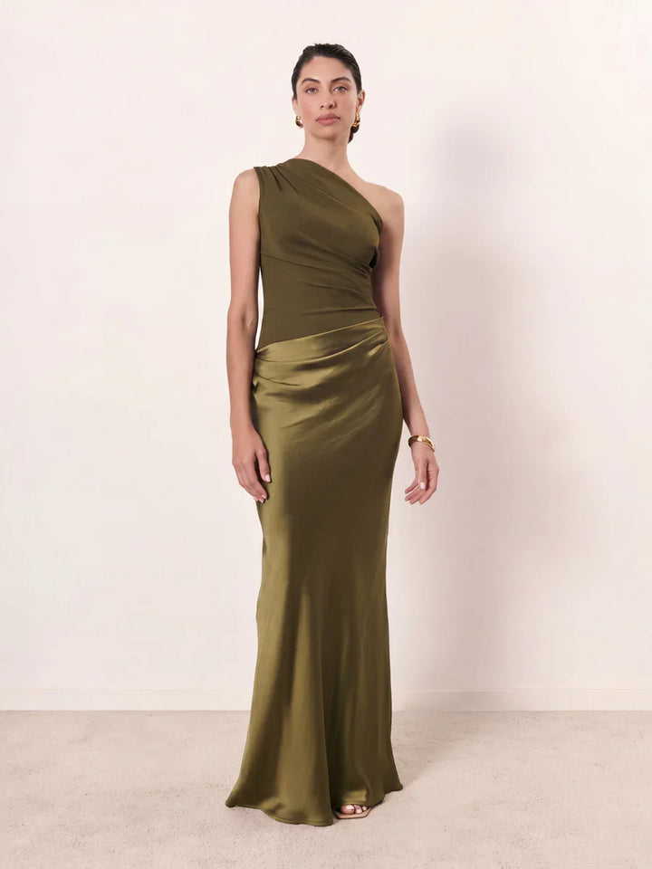 "Vestido Élite Riviera"