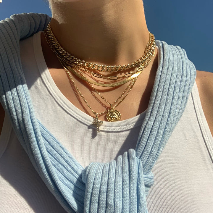 EXCLUSIV | Collar Elegante con Cruz