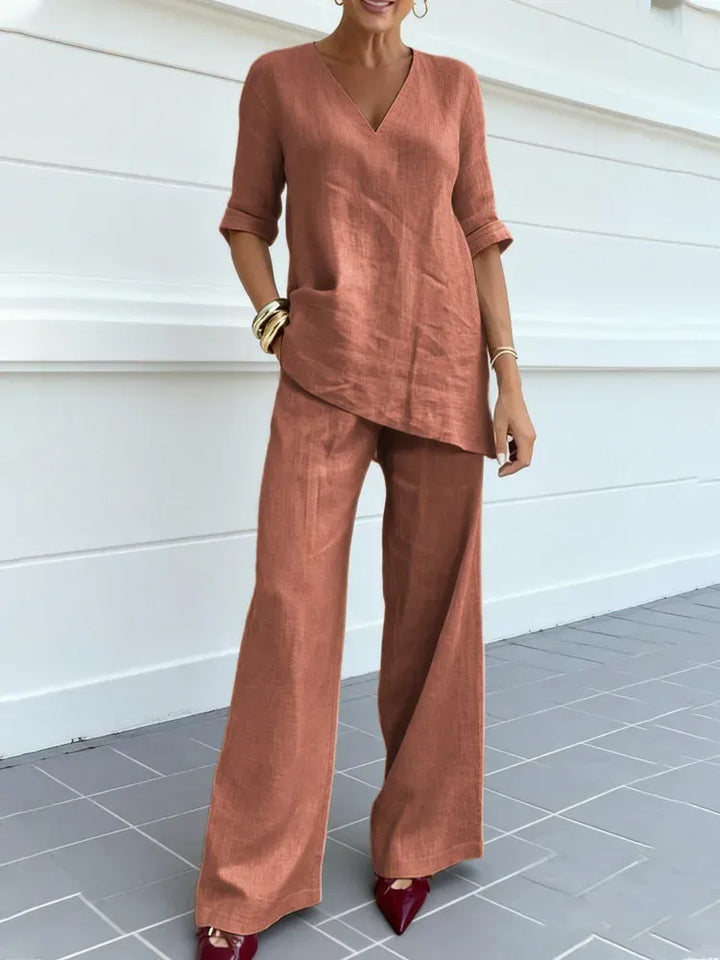 Susana | Conjunto de Dos Piezas con Top de Manga Media y Pantalones Rectos