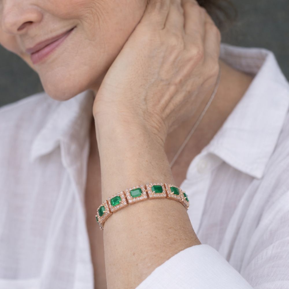 Pulsera de Oro con Declaración de Esmeralda Verde