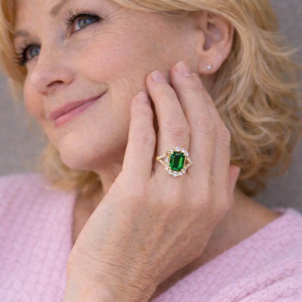 "Anillo Elisova Grenthal" (The title is already in Spanish, so it remains the same.)