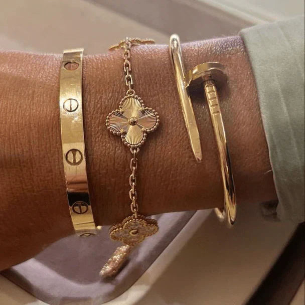Juego de Pulseras de 3 Piezas - Color Oro