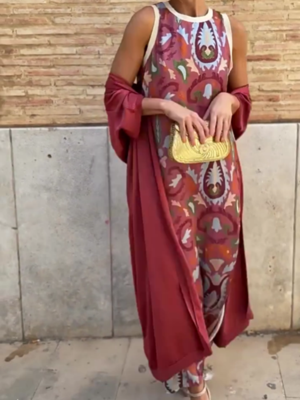 Vestido Celeste con Capa